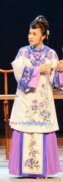 Chinese Huangmei Opera Young Woman Costumes Apparels and Headpieces Bu Yue Lei Chi Traditional Anhui Opera Actress Dress Garment