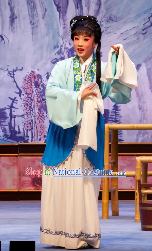 Chinese Ping Opera Fei Jie Apparels Tsing Yi Costumes and Headpieces Traditional Pingju Opera Distress Maiden Zhang Yuehua Dress Garment