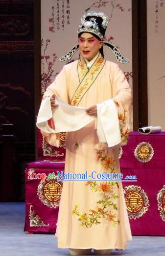 Nao Yan Fu Chinese Ping Opera Scholar Zeng Rong Yellow Robe Costumes and Headwear Pingju Opera Xiaosheng Apparels Clothing