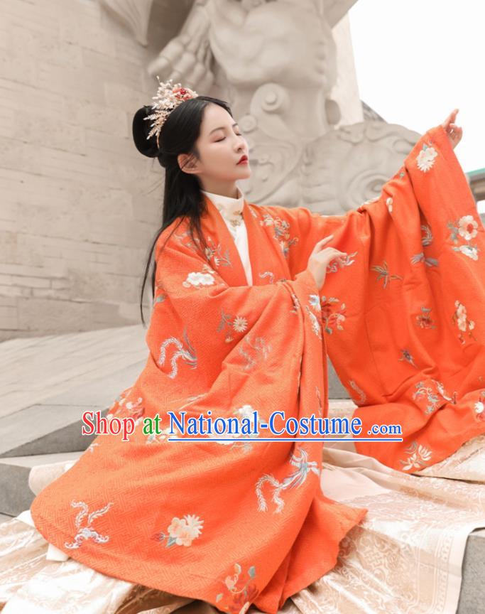 Chinese Traditional Ming Dynasty Noble Female Historical Costumes Ancient Court Princess Embroidered Hanfu Dress Apparels for Women