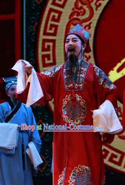 Chinese Yue Opera Ministry Councillor The Wrong Red Silk Apparels Shaoxing Opera Lao Sheng Costumes Elderly Male Garment and Headwear