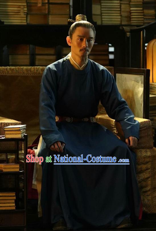 Chinese Ancient Emperor Informal Clothing Drama Serenade of Peaceful Joy Song Dynasty Renzong Zhao Zhen Historical Costumes and Headpieces