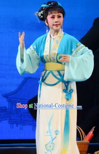 Chinese Shaoxing Opera Peasant Woman Dress Garment Yue Opera Feng Xue Yu Qiao Ji Yu Tianxian Costumes Civilian Female Apparels and Hair Jewelry