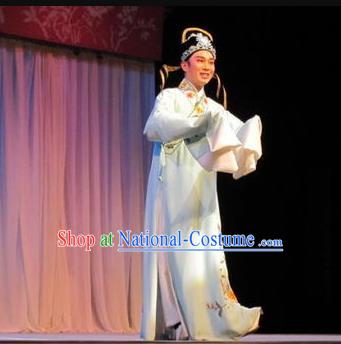 Zhuang Yuan Da Geng Chinese Yue Opera Xiao Sheng Shen Wensu Garment and Headwear Shaoxing Opera Young Male Costumes Apparels Scholar White Robe