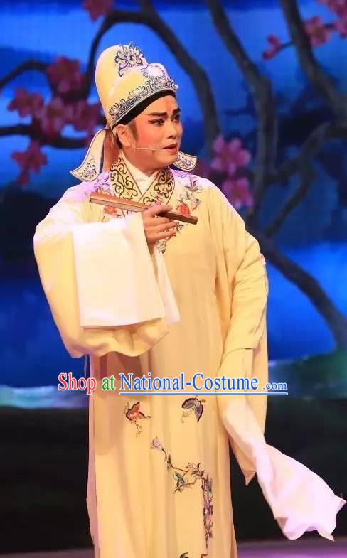 He Wenxiu Chinese Yue Opera Xiaosheng Garment and Headwear Shaoxing Opera Young Male Apparels Costumes Scholar Robe