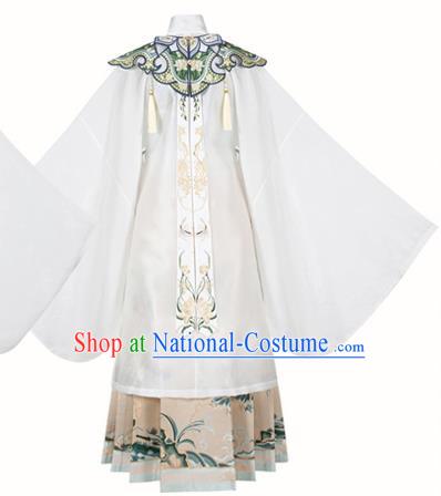 Chinese Traditional Ming Dynasty Nobility Lady Historical Costumes Ancient Patrician Female Embroidered Hanfu Dress Garment for Women