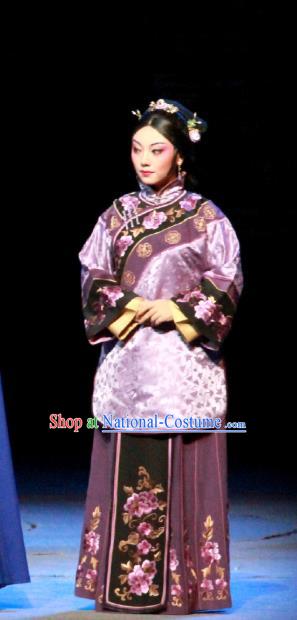 Chinese Beijing Opera Young Mistress Bai Yufen Apparels The Grand Mansion Gate Costumes and Headdress Traditional Peking Opera Rich Female Dress Garment