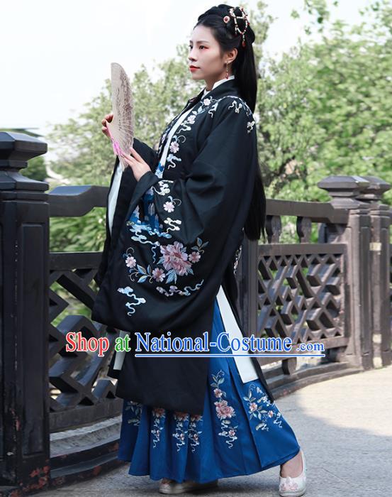 Traditional Chinese Ancient Patrician Female Embroidered Hanfu Dress Garment Song Dynasty Noble Infanta Historical Costumes for Women