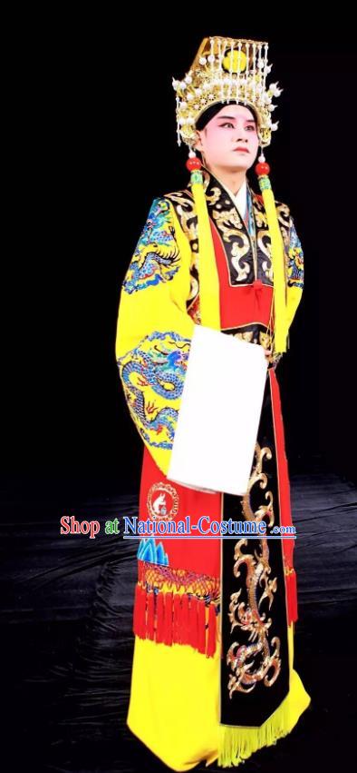 Tai Hou Gai Jia Chinese Sichuan Opera Emperor Apparels Costumes and Headpieces Peking Opera Xiaosheng Garment Young Male Clothing