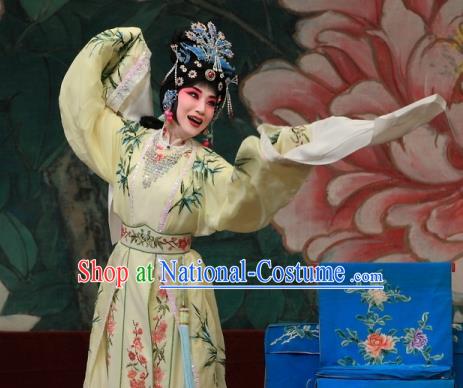 Chinese Beijing Opera Hua Tan Garment Costumes and Hair Accessories Bei Feng Jin Traditional Peking Opera Actress Yellow Dress Young Female Zhuo Wenjun Apparels