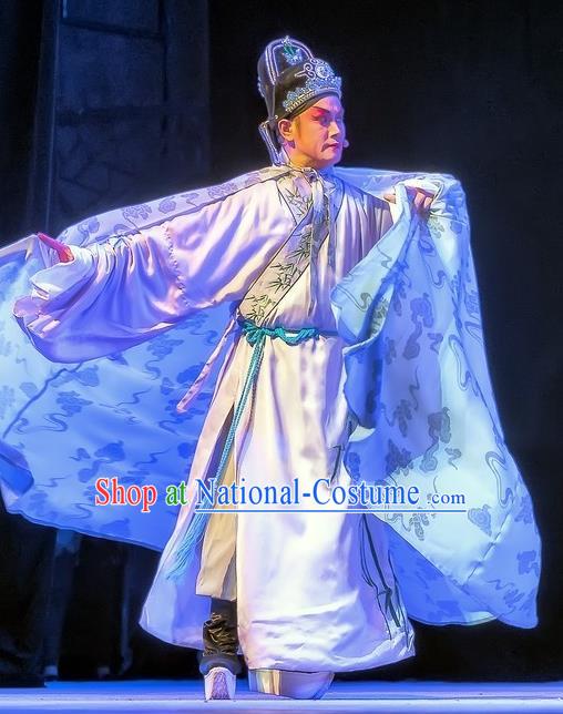 Bao En Ji Chinese Sichuan Opera Xiaosheng Apparels Costumes and Headpieces Peking Opera Young Man Feng Ji Garment Scholar Clothing