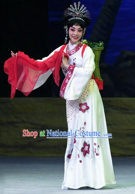 Chinese Beijing Opera Diva Lin Moniang Apparels Costumes and Headpieces Traditional Peking Opera Ma Zu Village Girl White Dress Garment