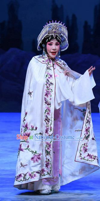 Chinese Beijing Opera Diva Zhu Lianxiu Apparels Costumes and Headdress Traditional Peking Opera Actress Dress Hua Tan Garment