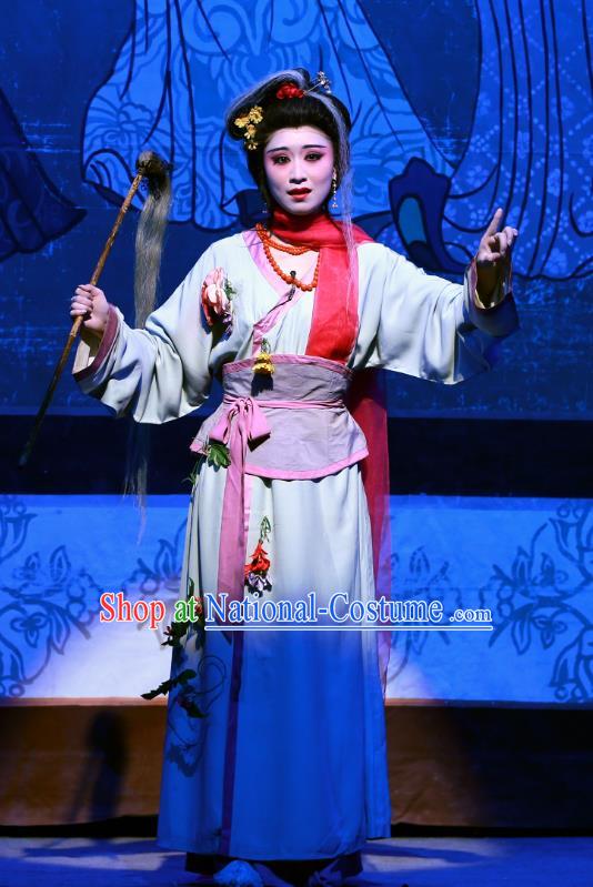 Chinese Beijing Opera Young Female Chang E Apparels Costumes and Headpieces Zhen Guan Flourishing Age Traditional Peking Opera Diva Dress Actress Garment