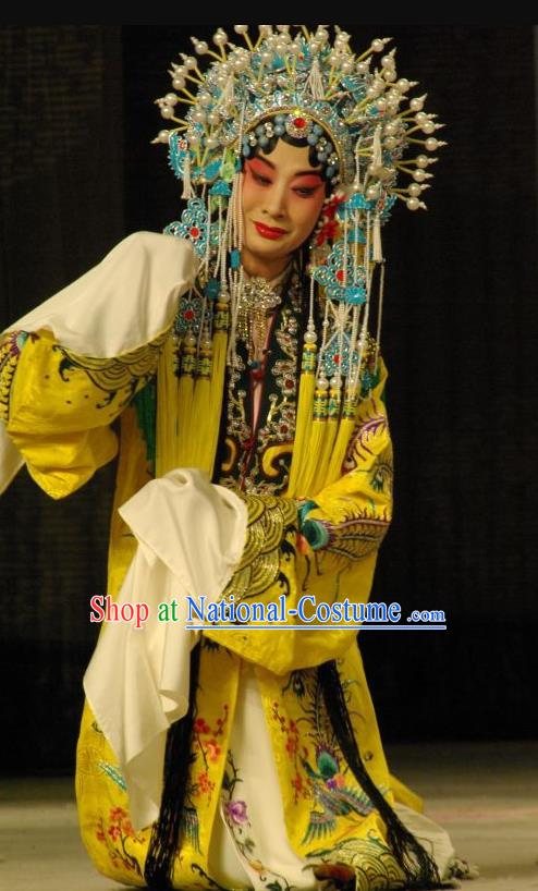 Chinese Beijing Opera Noble Female Apparels Costumes and Headdress A Honey Trap Traditional Peking Opera Actress Sun Shangxiang Yellow Dress Garment