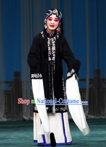 Chinese Beijing Opera Tsing Yi Apparels Costumes and Headdress The Mirror of Fortune Traditional Peking Opera Young Female Dress Distress Woman Garment