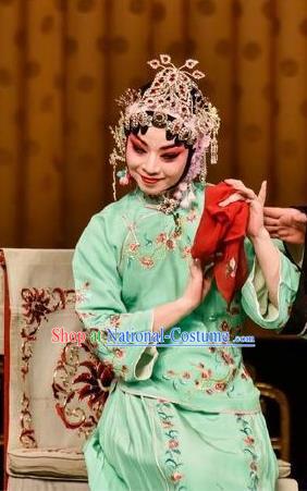 Chinese Beijing Opera Xiaodan Zhou Fengying Apparels Costumes and Headpieces Xin An Yi Traditional Peking Opera Actress Green Dress Garment