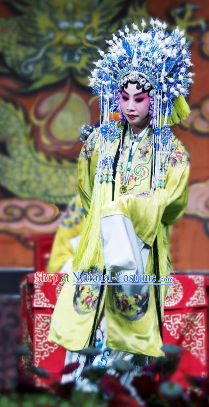 Chinese Beijing Opera Imperial Consort Guo Apparels Costumes and Headdress Han Gong Jing Hun Traditional Peking Opera Diva Dress Hua Tan Garment