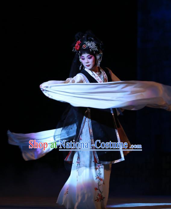 Chinese Beijing Opera Young Female Apparels Costumes and Headdress Wu Long Yuan Traditional Peking Opera Hua Tan Yan Xijiao Dress Actress Garment