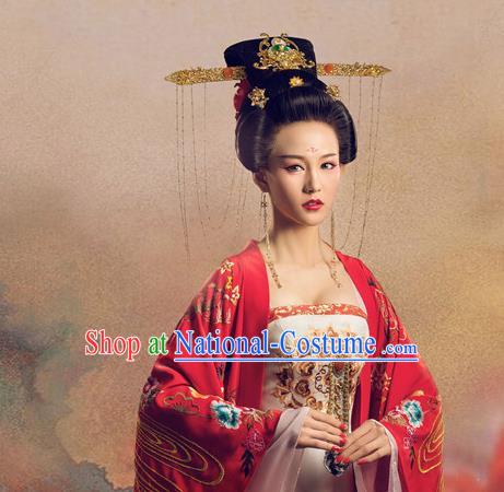 Chinese Ancient Imperial Consort Yang Hanfu Dress Apparels Traditional Tang Dynasty Magnificent Concubine Historical Costumes and Headdress Complete Set