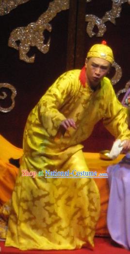 Shao Nian Tian Zi Chinese Qu Opera Young Male Apparels Costumes and Headpieces Traditional Beijing Opera Qing Dynasty Emperor Shunzhi Garment Monarch Fu Lin Clothing