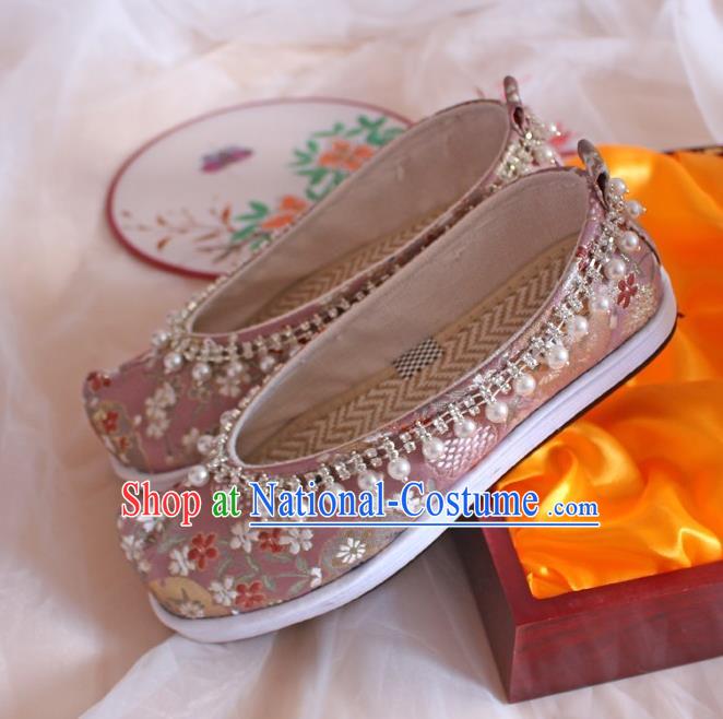 Chinese Traditional Pearls Hanfu Shoes Handmade Wedding Pink Satin Shoes Women Embroidered Shoes Ancient Princess Shoes