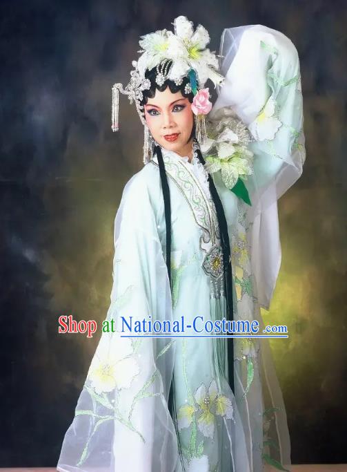 Chinese Cantonese Opera Diva Du Caiwei Garment Hua Yue Ying Costumes and Headdress Traditional Guangdong Opera Young Beauty Apparels Hua Tan Dress