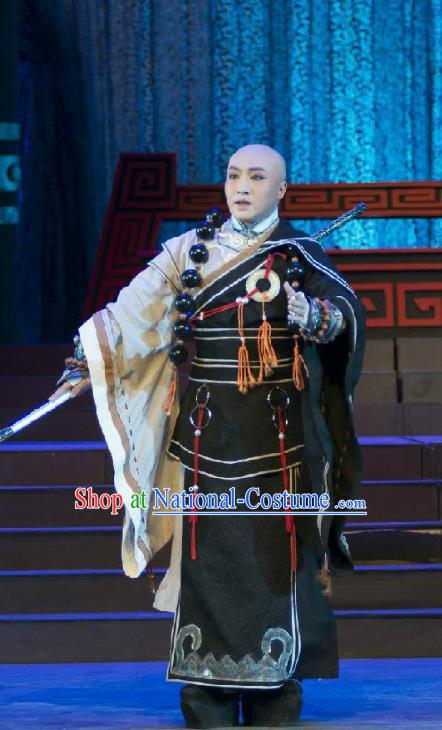 Fighting for the Great Tang Empire Chinese Guangdong Opera Monk Apparels Costumes Traditional Cantonese Opera Swordsman Garment Magebane Hui Hai Clothing