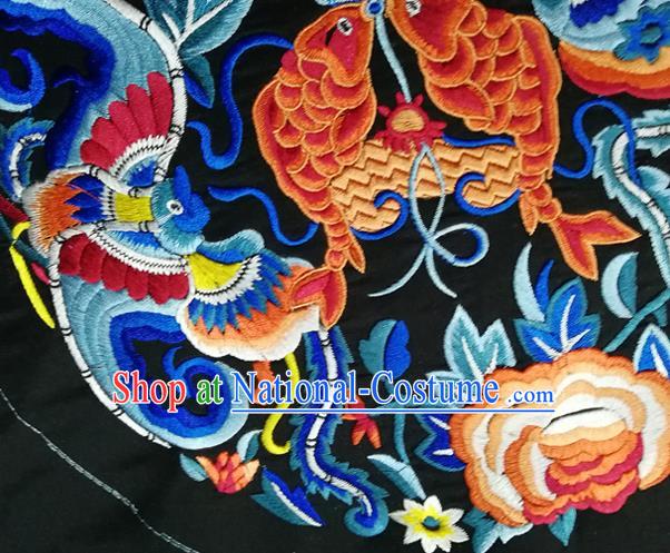 Chinese Traditional Embroidered Goldfish Flowers Pattern Cloth Patch Decoration Embroidery Craft Embroidered Accessories