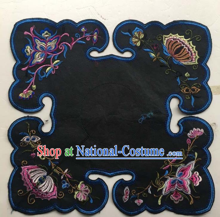 Chinese Traditional Embroidered Butterfly Flowers Square Patch Decoration Embroidery Applique Craft Embroidered Collar Accessories