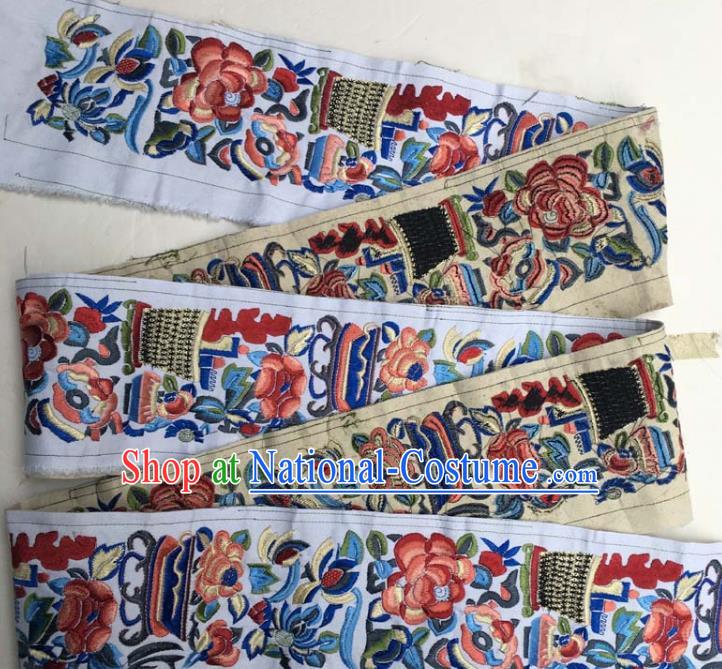 Chinese Traditional Embroidered Flowers White Patch Decoration Embroidery Applique Craft Embroidered Ribbon Band Accessories