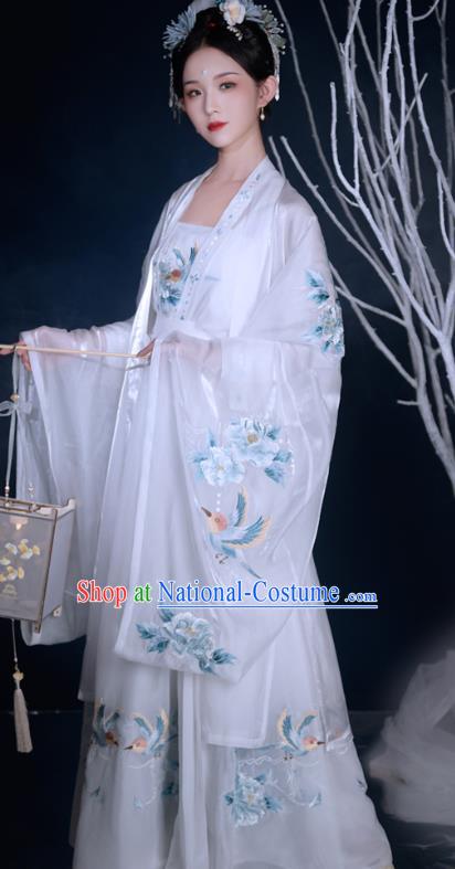 Traditional Chinese Song Dynasty Court Female Historical Costumes Ancient Imperial Concubine Hanfu Garment Embroidered Cloak Blouse Camisole and Skirt Complete Set