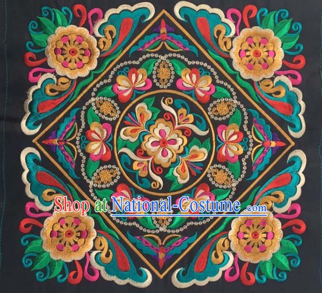 Chinese Traditional Embroidered Flowers Butterfly Patch Decoration Embroidery Applique Craft Embroidered Square Accessories