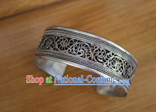 Chinese Traditional Tibetan Nationality Silver Filigree Bracelet Jewelry Accessories Decoration Handmade Zang Ethnic Bangle for Women