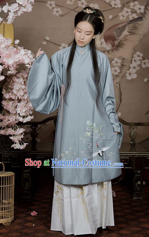 Chinese Ancient Ming Dynasty Aristocratic Lady Hanfu Garment Traditional Young Female Embroidered Long Blouse and Skirt Historical Costumes