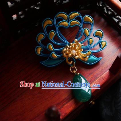 Chinese Classical Cheongsam Silk Chrysanthemum Brooch Traditional Hanfu Accessories Handmade Jade Breastpin for Women