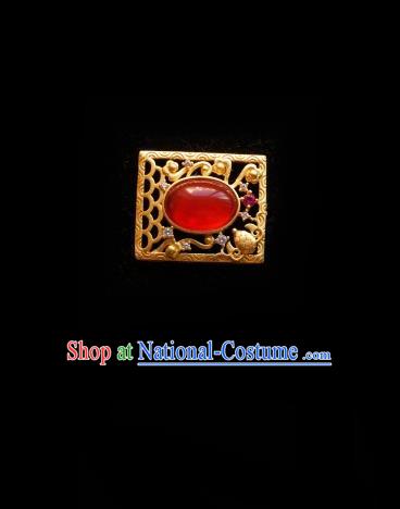 Chinese Classical Cheongsam Red Stone Brooch Traditional Hanfu Accessories Handmade Breastpin for Women