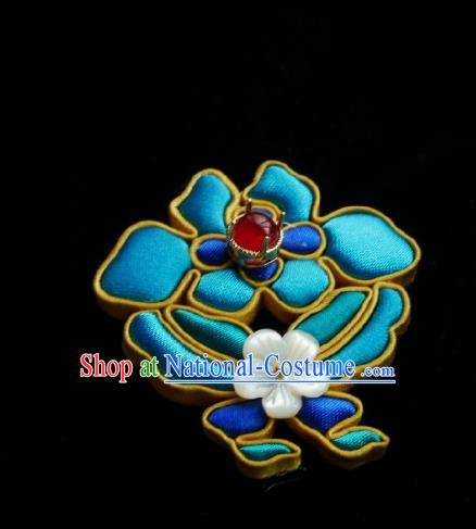 Chinese Classical Cheongsam Blue Silk Flower Butterfly Brooch Traditional Hanfu Accessories Handmade Breastpin for Women