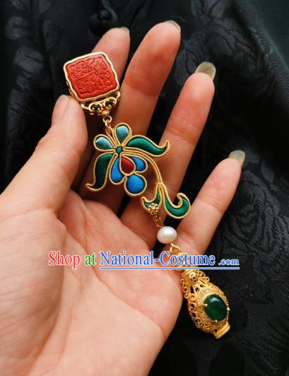 Chinese Classical Cheongsam Green Silk Iris Brooch Traditional Hanfu Accessories Handmade Breastpin Seal Tassel Pendant for Women