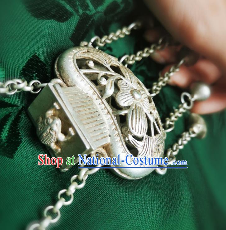 Chinese Handmade Silver Sachet Necklace Traditional Hanfu Jewelry Accessories Bells Tassel Longevity Lock for Women