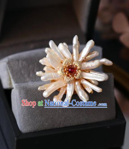 Top Grade Classical Brooch Accessories Handmade Cheongsam Pearls Breastpin for Women