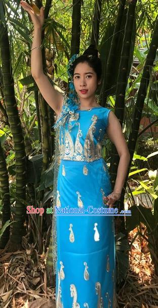 Traditional Chinese Dai Nationality Blue Blouse and Straight Skirt Outfit Dai Ethnic Dance Costumes with Tippet Veil