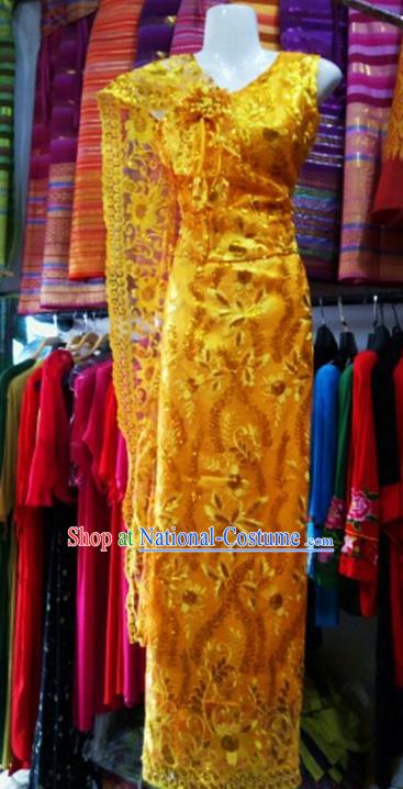 Traditional Chinese Dai Nationality Golden Blouse and Straight Skirt Outfit Dai Ethnic Dance Costumes with Tippet Veil