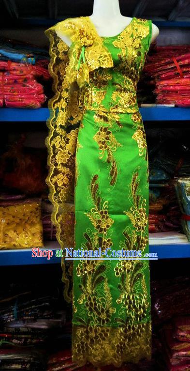 Traditional Chinese Dai Nationality Green Sleeveless Blouse and Straight Skirt Outfit Dai Ethnic Dance Costumes with Tippet Veil