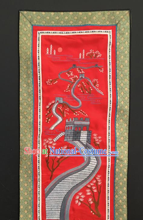 Chinese National Embroidered Pine Great Wall Paintings Traditional Handmade Embroidery Craft Decorative Red Silk Picture