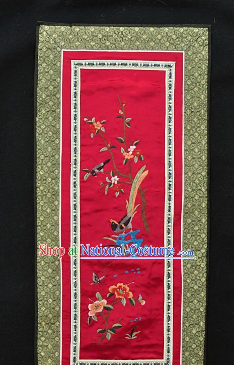 Chinese National Embroidered Magpie Plum Blossom Silk Painting Traditional Handmade Embroidery Craft Embroidering Decorative Wall Picture