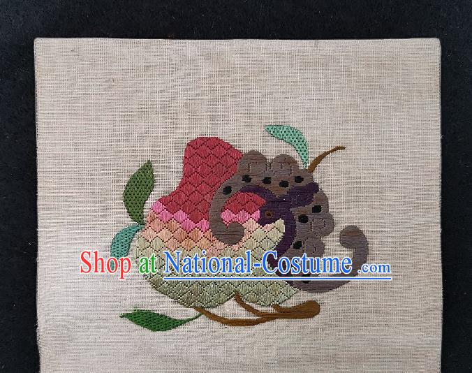 Traditional Chinese Embroidered Peach Bat Silk Patches Handmade Embroidery Fabric Accessories Embroidering Dress Applique