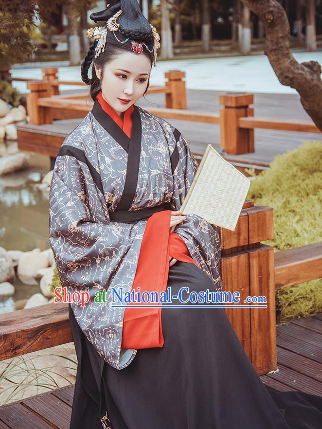 Traditional Chinese Jin Dynasty Imperial Concubine Hanfu Dress Apparels Ancient Noble Woman Historical Costumes Blouse and Skirt Complete Set