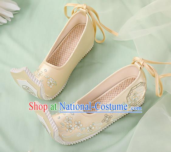 Chinese Ancient Embroidery Plum Blossom Yellow Shoes Court Lady Shoes Embroidered Shoes Princess Satin Shoes Handmade Shoes