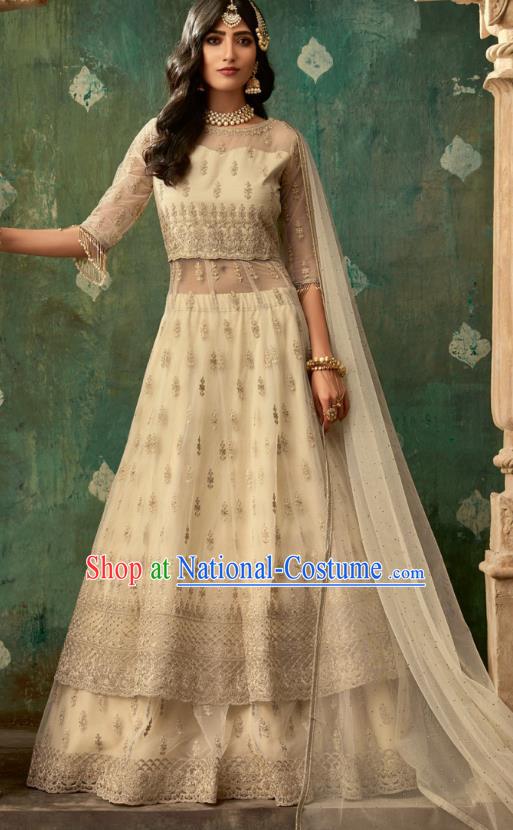 Top Asian India Beige Lehenga Costumes Asia Indian Traditional Bride Embroidered Blouse and Skirt and Sari Full Set